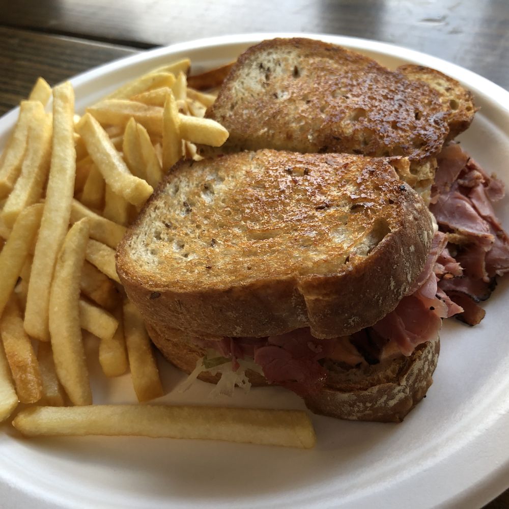 Pastrami sandwich Pastrami sandwich