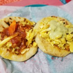 Costa Del Sol Food Truck - Pupusas