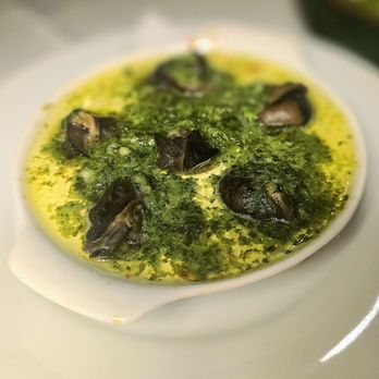 Épernay Bistro - Escargots de Bourgogne burgundy snails, parsley-garlic butter - French Near Me - Los Gatos, California Épernay Bistro - Escargots de Bourgogne burgundy snails, parsley-garlic butter - French Near Me - Los Gatos, California