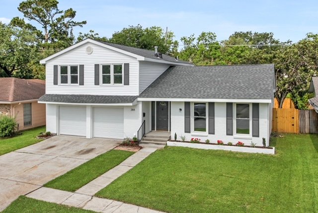 Slide of ClayKar Construction