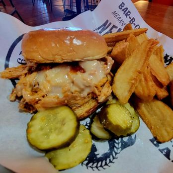 Famous Dave's Bar-B-Que - Pulled Chicken Sandwich - Barbeque Near Me - Minnetonka, Minnesota Famous Dave's Bar-B-Que - Pulled Chicken Sandwich - Barbeque Near Me - Minnetonka, Minnesota