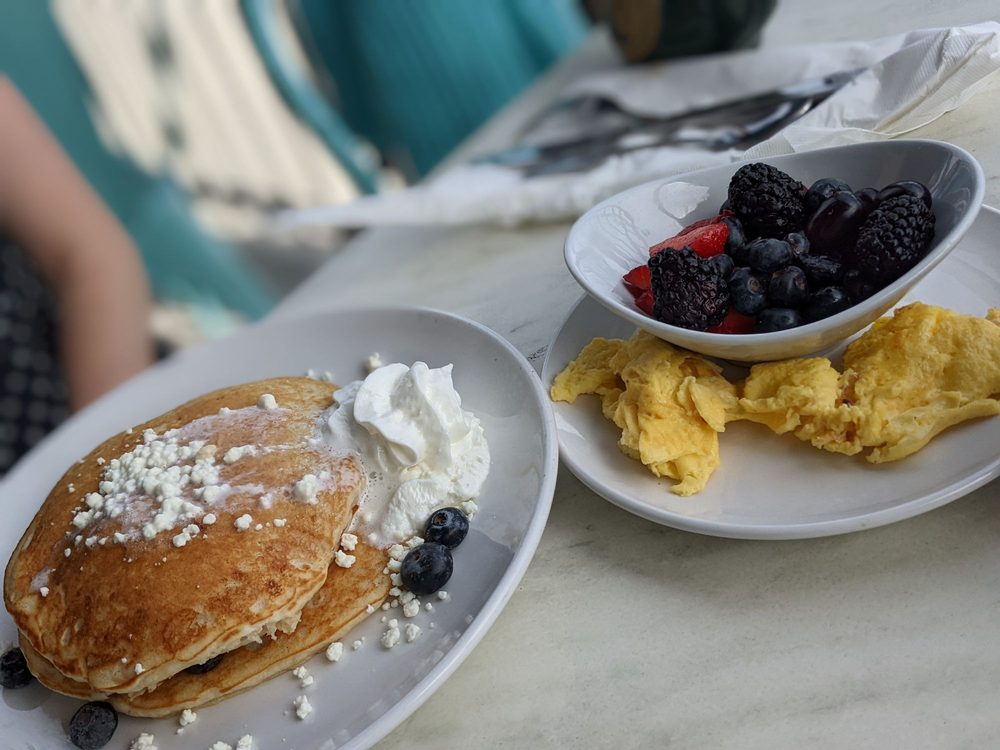 Another Broken Egg Cafe