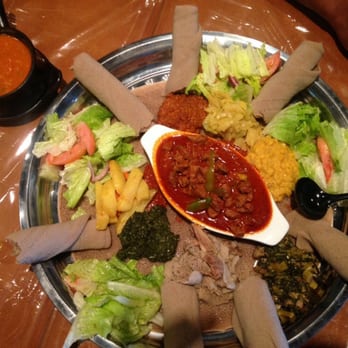 Hdmona Restaurant - Vegetarian platter with keywot & shiro on the side - Ethiopian Near Me - Calgary, Alberta Hdmona Restaurant - Vegetarian platter with keywot & shiro on the side - Ethiopian Near Me - Calgary, Alberta