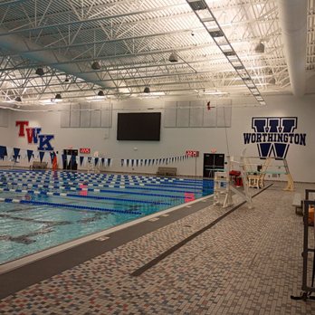 Worthington Pools - Entrance into the pool - Swimming Pools Near Me - Worthington, Ohio