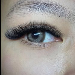 Diva Lash & Brow - Hybrid Cateye