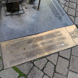 Oscar Wilde Statue - Oscar Wilde Statue, Galway