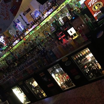Sunny's Bar - Inside at the bar - Dive Bars Near Me - Houston, Texas Sunny's Bar - Inside at the bar - Dive Bars Near Me - Houston, Texas