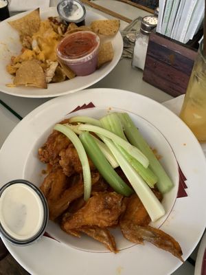 Charlie's by null