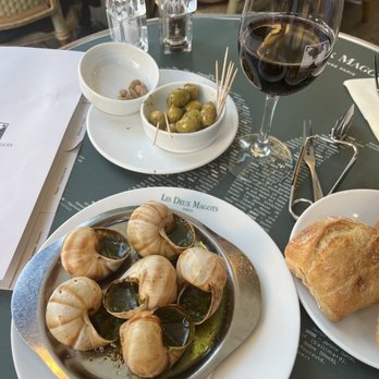 Les Deux Magots - French Near Me - Paris, 75