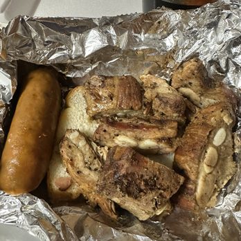 Piggy's BBQ, Wings & Fish - Rib Tips & Hot Link Combo. $16.00 - Barbeque Near Me - Plainfield, Illinois Piggy's BBQ, Wings & Fish - Rib Tips & Hot Link Combo. $16.00 - Barbeque Near Me - Plainfield, Illinois