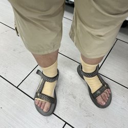 AT Elle Nails - My toes got clipped by mimi