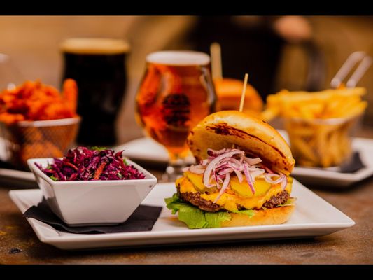 Muck & Fuss Craft Beer and Burgers by null