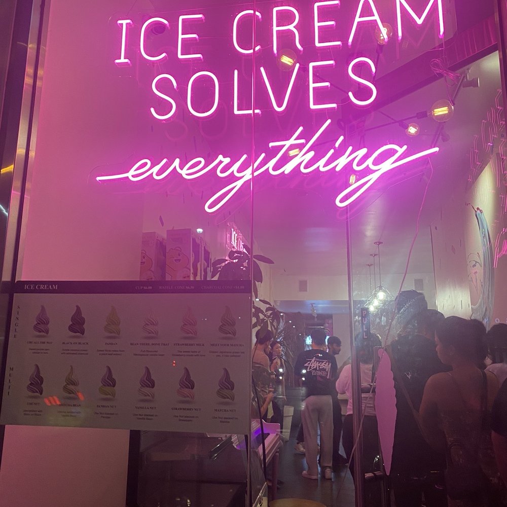 iHalo Krunch - Ice Cream & Frozen Yogurt Near Me - Toronto, Ontario iHalo Krunch - Ice Cream & Frozen Yogurt Near Me - Toronto, Ontario