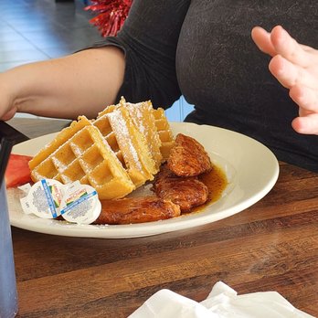 Mamas Kitchen - Breakfast & Brunch Near Me - Tampa, Florida
