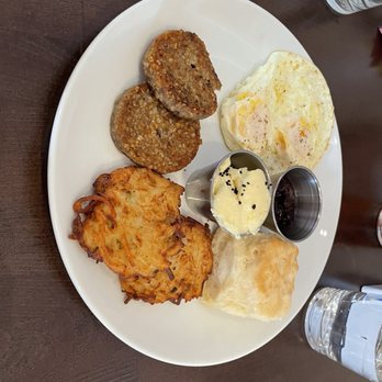 Green Line Kitchen And Cocktails - Breakfast platter - Wine Bars Near Me - Fort Thomas, Kentucky Green Line Kitchen And Cocktails - Breakfast platter - Wine Bars Near Me - Fort Thomas, Kentucky