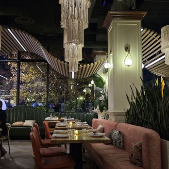 Simona - Italian Near Me - Toronto, Ontario