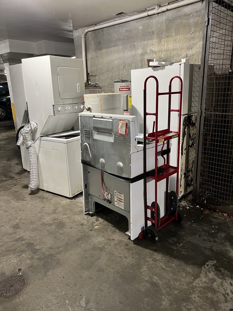 PARC AT GLENBROOK Updated October 2024 66 Glenbrook Rd, Stamford