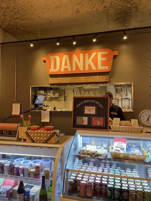 Danke by null