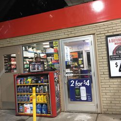 Murphy USA - The side entrance