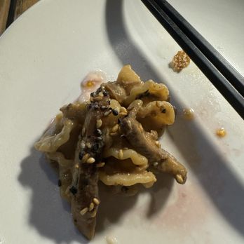 Yang’s Kitchen - 1/4 of the dish $23 - Asian Fusion Near Me - Alhambra, California