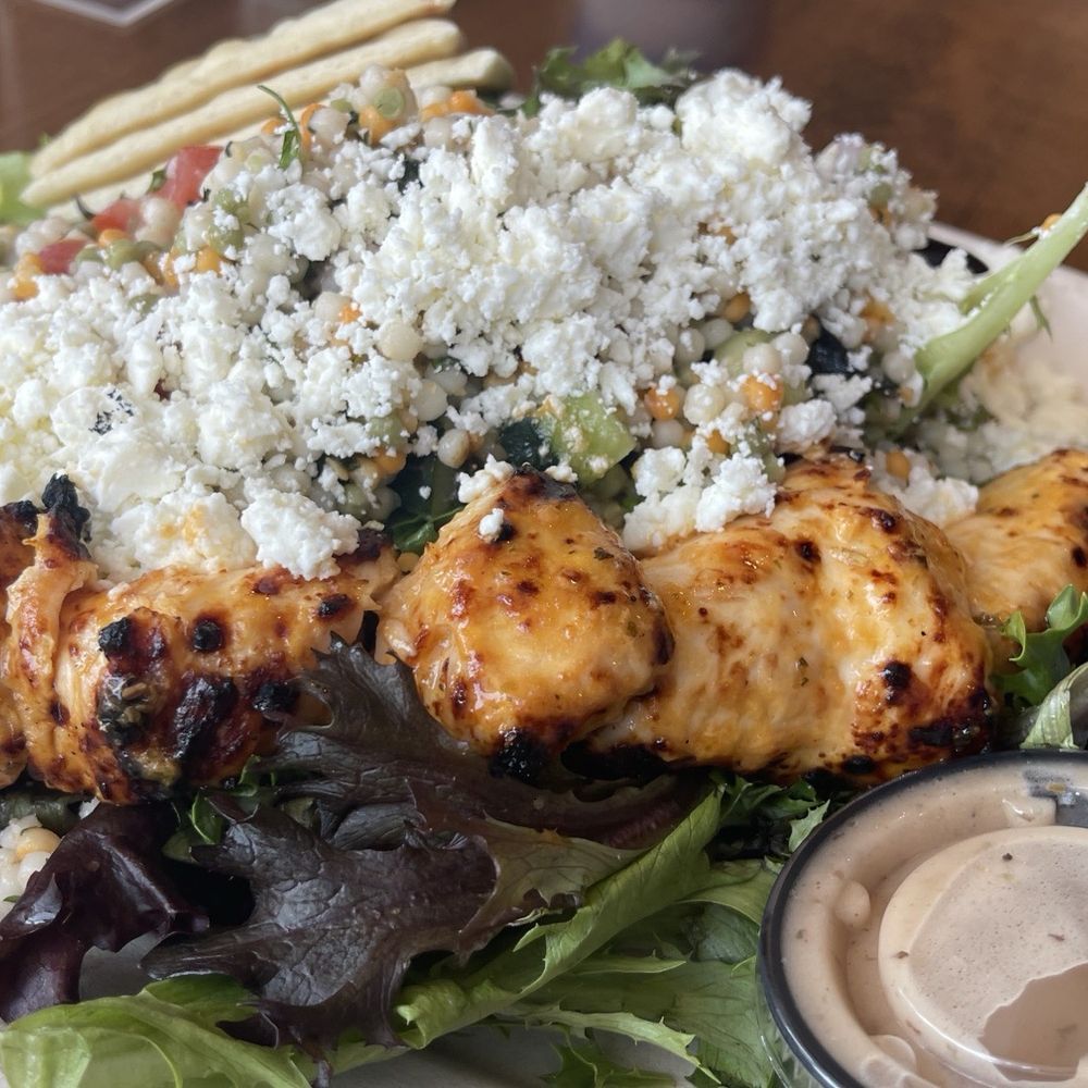 Luna Grill Richardson - Mediterranean Salad with chicken - Mediterranean Near Me - Richardson, Texas Luna Grill Richardson - Mediterranean Salad with chicken - Mediterranean Near Me - Richardson, Texas