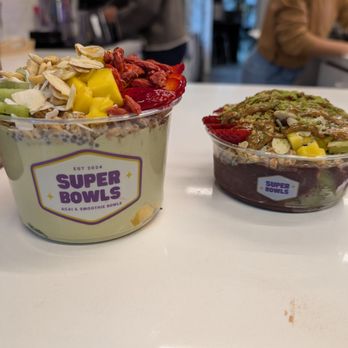 Super Bowls - Build your own regular and snack size. - Acai Bowls Near Me - Toronto, Ontario Super Bowls - Build your own regular and snack size. - Acai Bowls Near Me - Toronto, Ontario