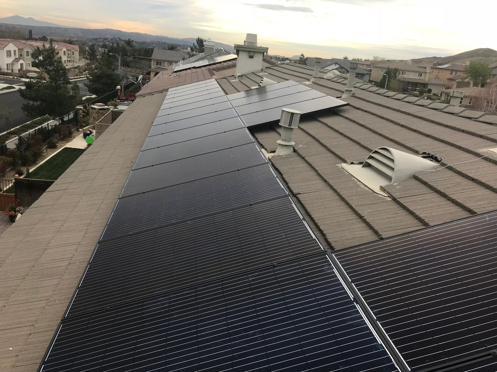 Slide of Dutchmen Construction