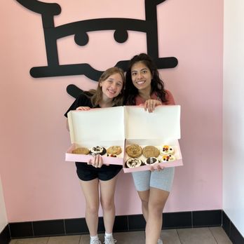 Crumbl - Mandarin - Bakeries Near Me - Jacksonville, Florida