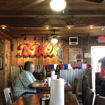 Red Barn Bar-B-Que - Inside - Barbeque Near Me - Colleyville, Texas Red Barn Bar-B-Que - Inside - Barbeque Near Me - Colleyville, Texas