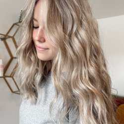 Kendra Burns Professional Hairstylist