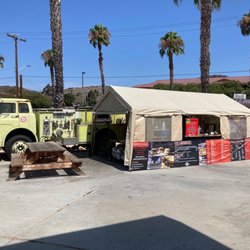 Dang Brothers Pizza - The pizzas are cooked to order in an oven that is built into a fire truck!
