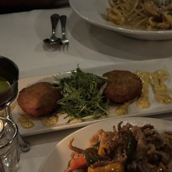Salty's on Alki - Dungeness Crab Cakes - Seafood Near Me - Seattle, Washington Salty's on Alki - Dungeness Crab Cakes - Seafood Near Me - Seattle, Washington