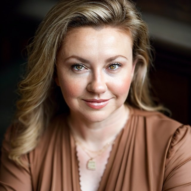 ASHLEY SMITH SUMMER HOUSE REALTOR Contact Agent 2735 Washington