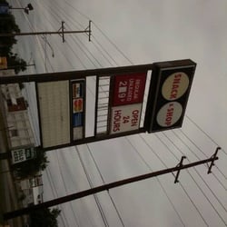 Sinclair Service Station