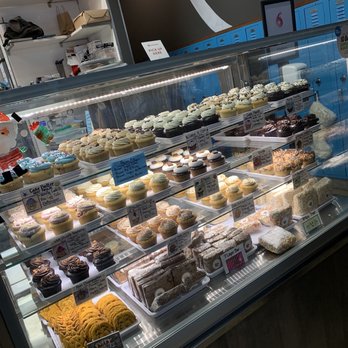 Molly's Cupcakes - Cupcakes Near Me - Chicago, Illinois Molly's Cupcakes - Cupcakes Near Me - Chicago, Illinois