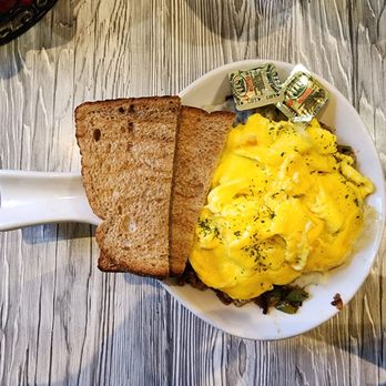 EJ's Bayfront Cafe - Naples - Philly Cheese Steak Skillet - New American Near Me - Naples, Florida