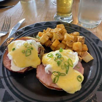 Stripers Waterside Restaurant - Traditional Benedict - Seafood Near Me - Kennebunkport, Maine