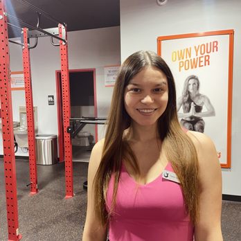 HOTWORX - McKinney, TX - Stonebridge - Samantha, one of our awesome trainer sales associates. - Yoga Near Me - McKinney, Texas HOTWORX - McKinney, TX - Stonebridge - Samantha, one of our awesome trainer sales associates. - Yoga Near Me - McKinney, Texas