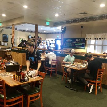 Black Bear Diner - Interior - Diners Near Me - Rancho Cucamonga, California Black Bear Diner - Interior - Diners Near Me - Rancho Cucamonga, California