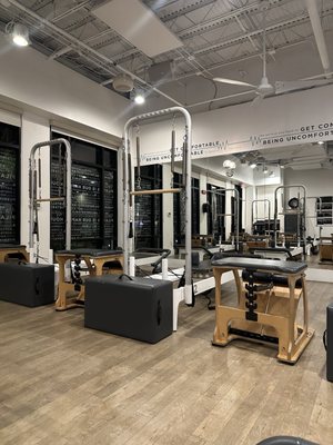 BODYBAR Pilates by null