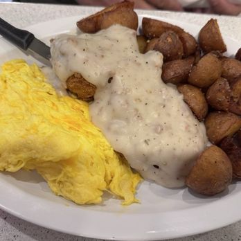 Beachside Diner - Chicken Fried Chicken with Homefries - Diners Near Me - St. Augustine, Florida