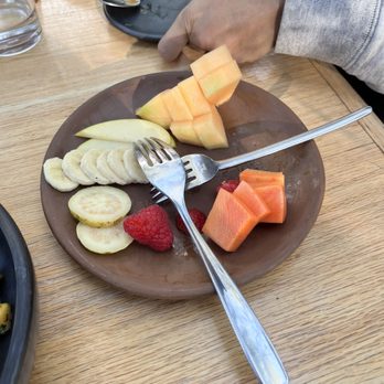 Rústica - Fruit plate - Mexican Near Me - San Miguel de Allende, GUA Rústica - Fruit plate - Mexican Near Me - San Miguel de Allende, GUA