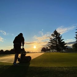 Cheam Mountain Golf - Good Morning.