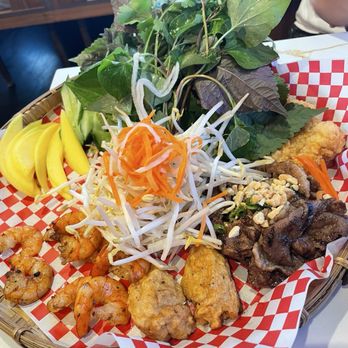 Pho Anh Vu - Noodles Near Me - Vaughan, Ontario