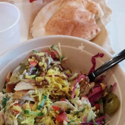Chicken and steak combo rice bowl with pita $10 yum Chicken and steak combo rice bowl with pita $10 yum