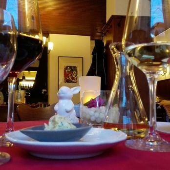 Hoffmanns Weinstube - Blauer Spätburgunder (3,90€), Weißburgunder (3,80€) - Wine Bars Near Me - Bernkastel-Kues, RP Hoffmanns Weinstube - Blauer Spätburgunder (3,90€), Weißburgunder (3,80€) - Wine Bars Near Me - Bernkastel-Kues, RP