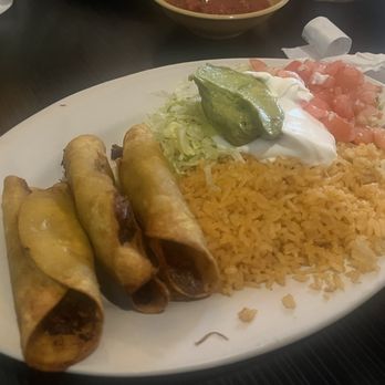 El Patio Mexican Restaurant - Taquitos Mexicanos - Mexican Near Me - Farmington, Michigan El Patio Mexican Restaurant - Taquitos Mexicanos - Mexican Near Me - Farmington, Michigan