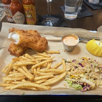 Reunion Kitchen + Drink - Fish & Chips - New American Near Me - Santa Barbara, California Reunion Kitchen + Drink - Fish & Chips - New American Near Me - Santa Barbara, California
