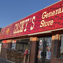Casey's - Exterior
