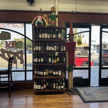 Monte Carlo Deli - Italian Near Me - Burbank, California Monte Carlo Deli - Italian Near Me - Burbank, California